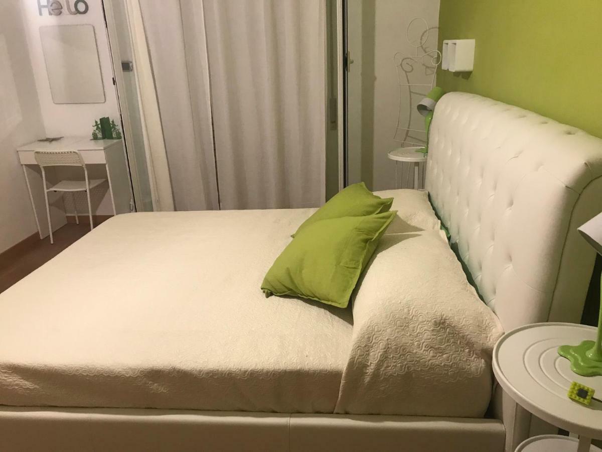 Maison Dis Raffaella Hotel Rzym Zewnętrze zdjęcie